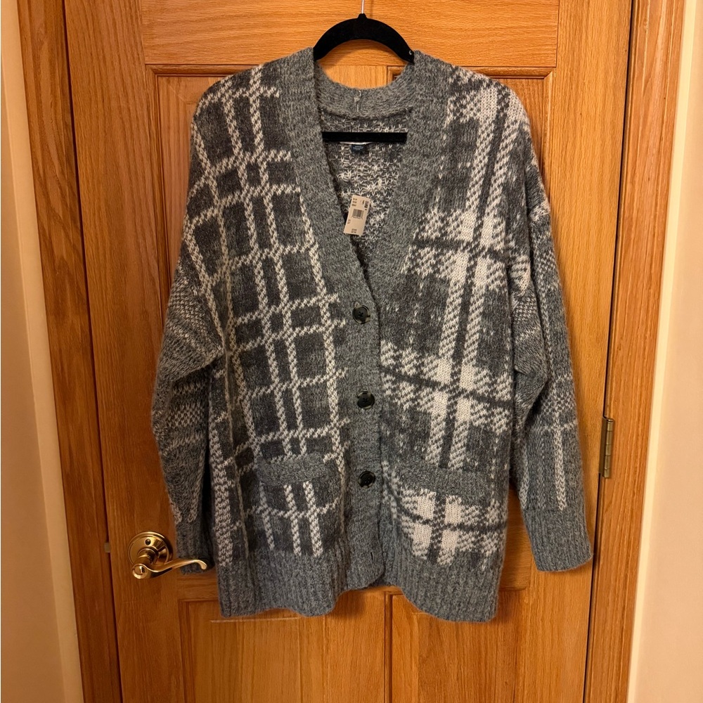 American Eagle Outfitters Gray Plaid Cardigan